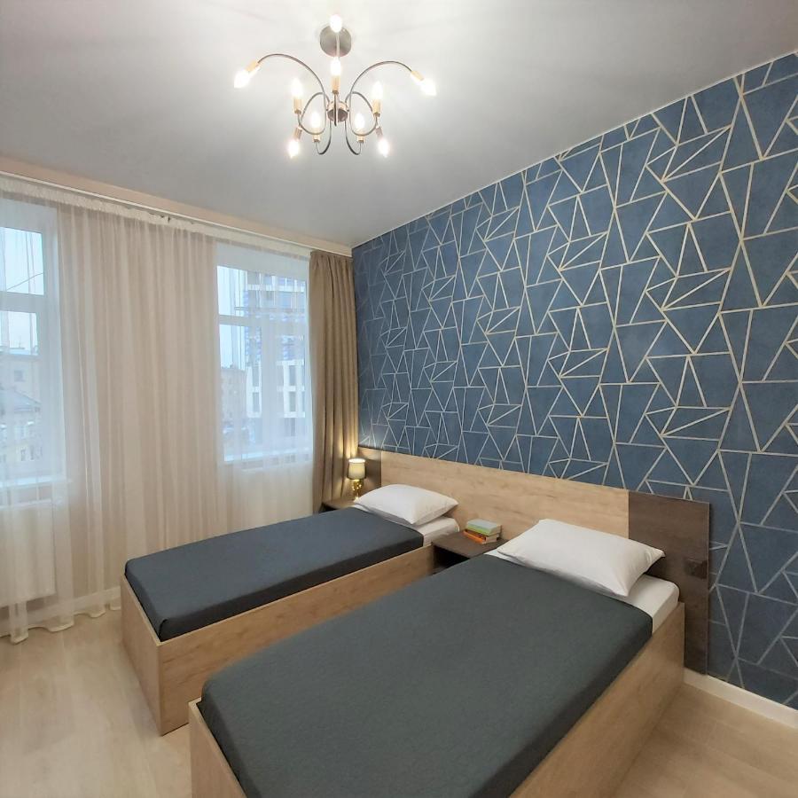 3 Bedroom, 2 Bathroom Apartment Near Forum 利沃夫 外观 照片